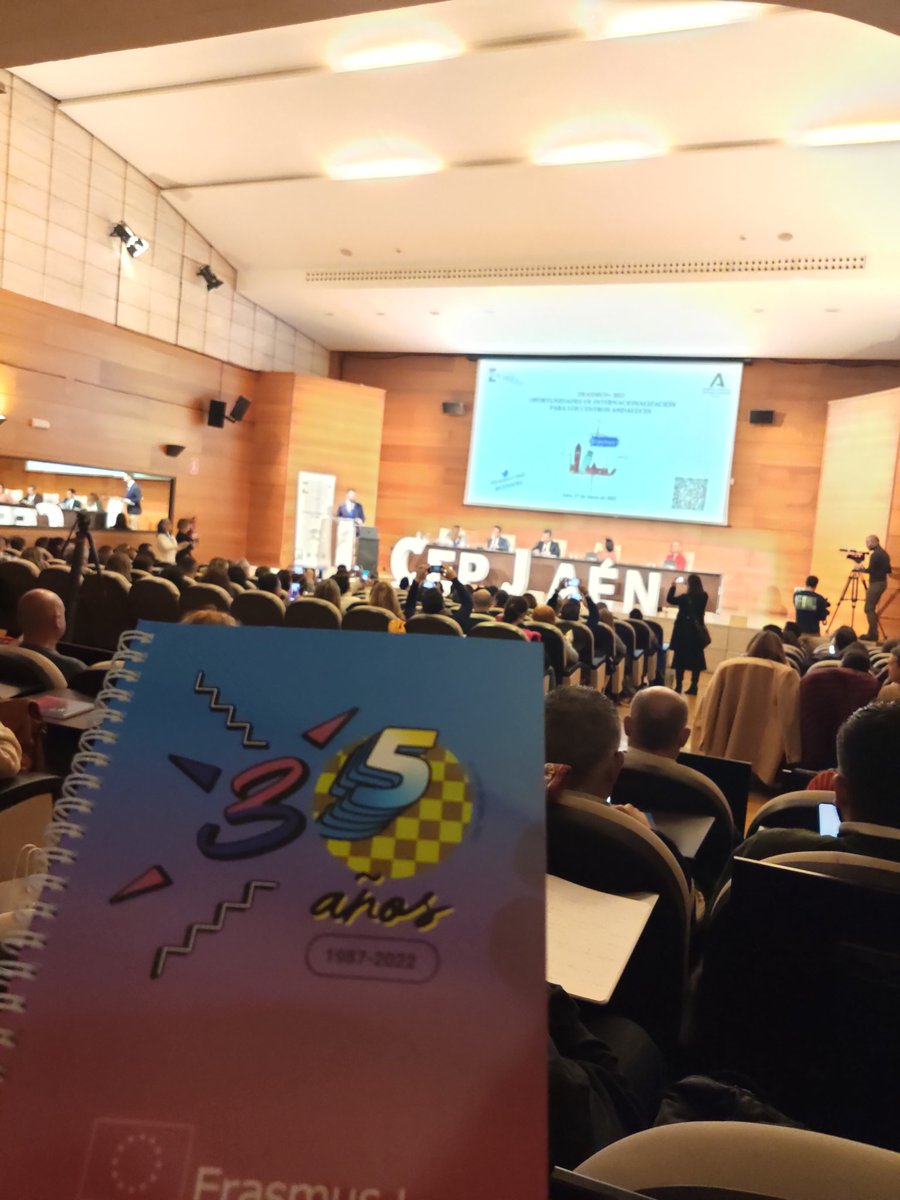routrilla's tweet photo. El grupo motor #PdIE arranca la #jornada #JAEN con ilusión con @CEPJAEN1 #Erasmus+And @speiandalucia dando impulso a la #internacionalizacion @vegadeatarfe https://t.co/8xYTtD5CDr