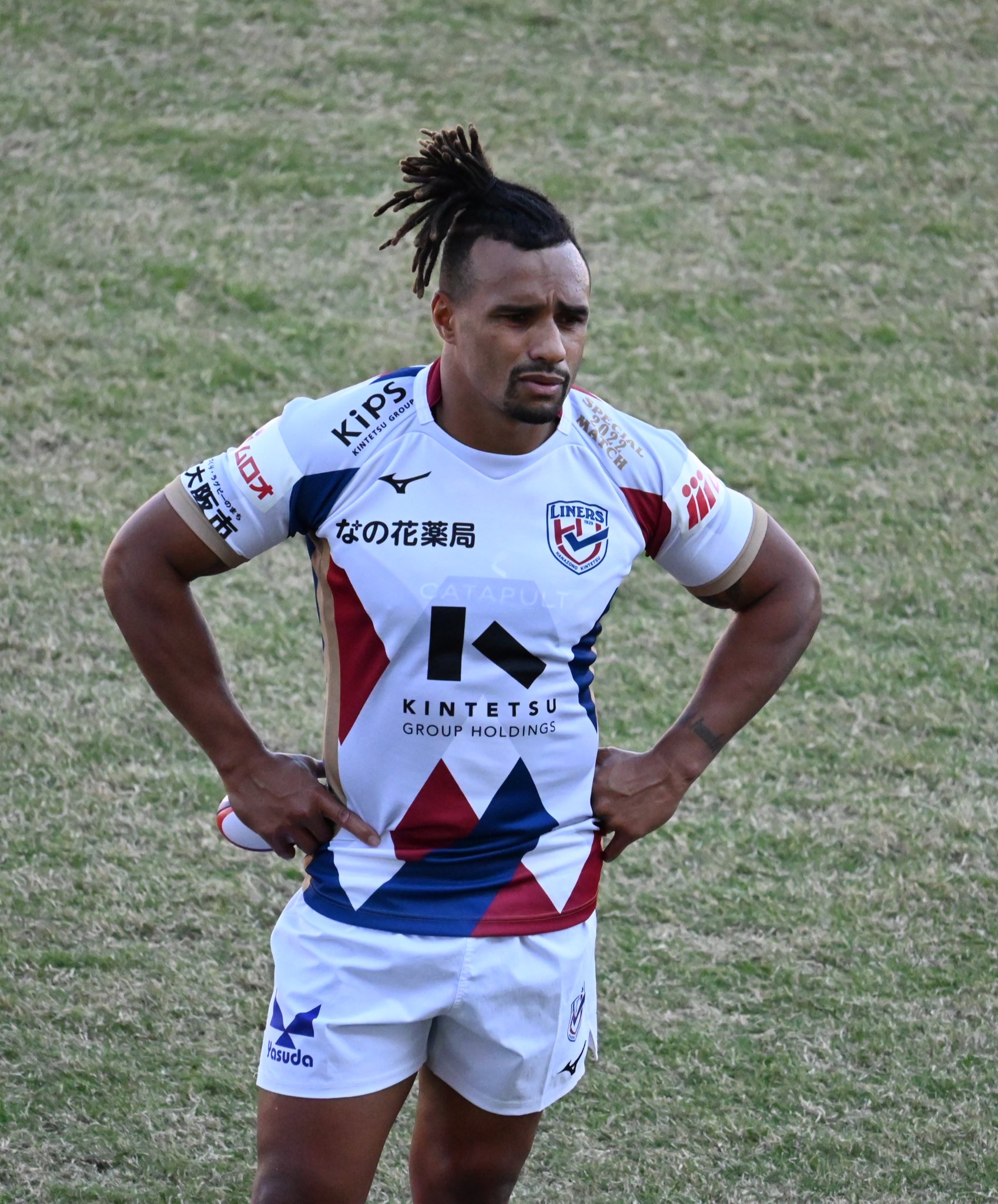          Will Genia
Happy birthday                     