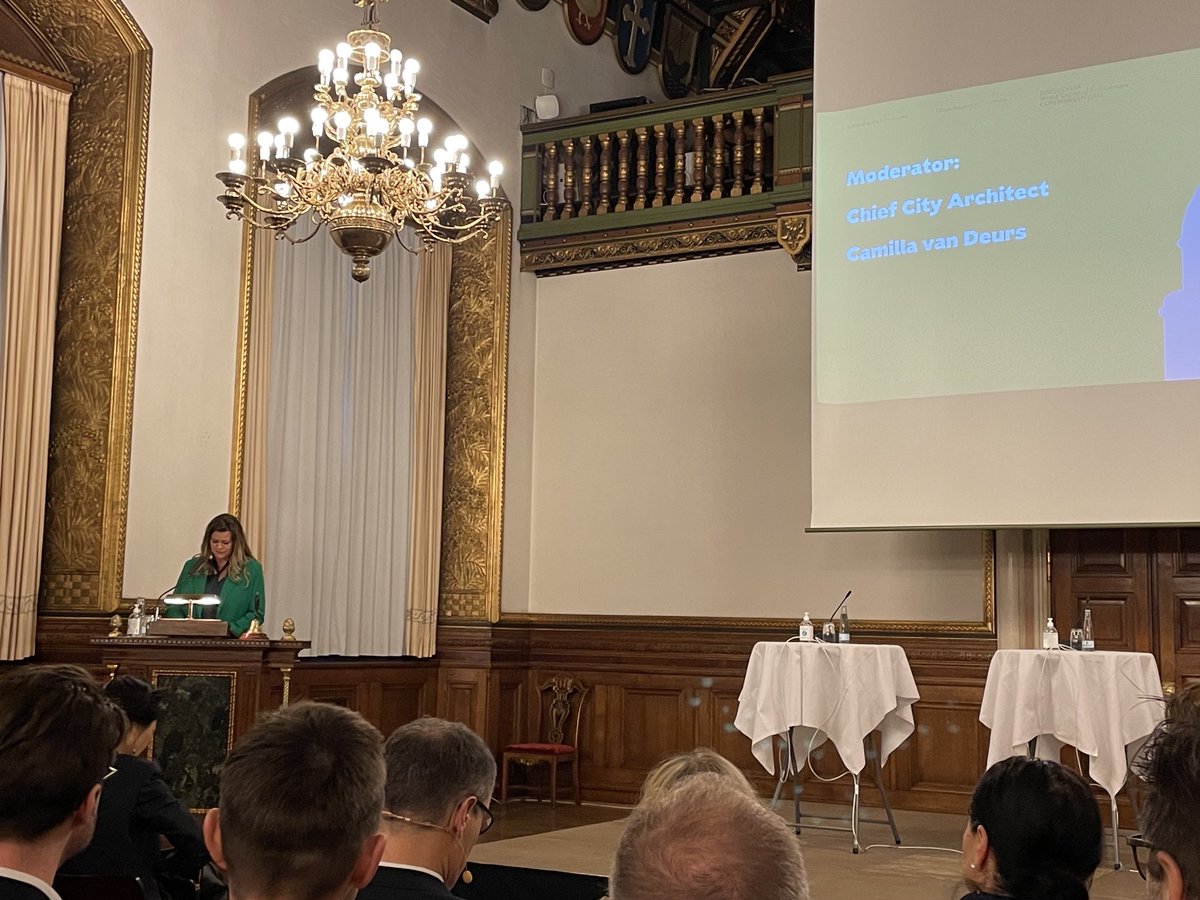 Lene Dammand Lund (@lenedammand) on Twitter photo Så er året hvor København er World Architecture Capital skudt igang! Det er mange århundreders kloge beslutninger, der gør byen fortjent til dette - herunder kunstnerisk arkitektuddannelse. <a href="/kglakademi/">Det Kongelige Akademi</a> Så er året hvor København er World Architecture Capital skudt igang! Det er mange århundreders kloge beslutninger, der gør byen fortjent til dette - herunder kunstnerisk arkitektuddannelse. <a href="/kglakademi/">Det Kongelige Akademi</a>