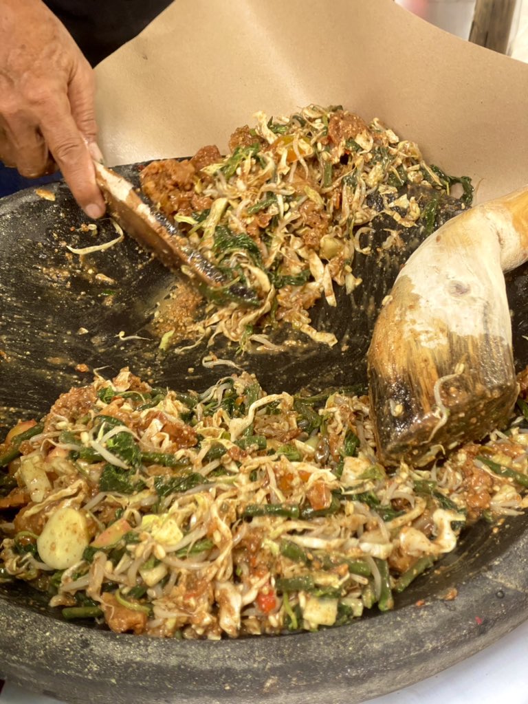 IBU ☝️ ANAK tweet media