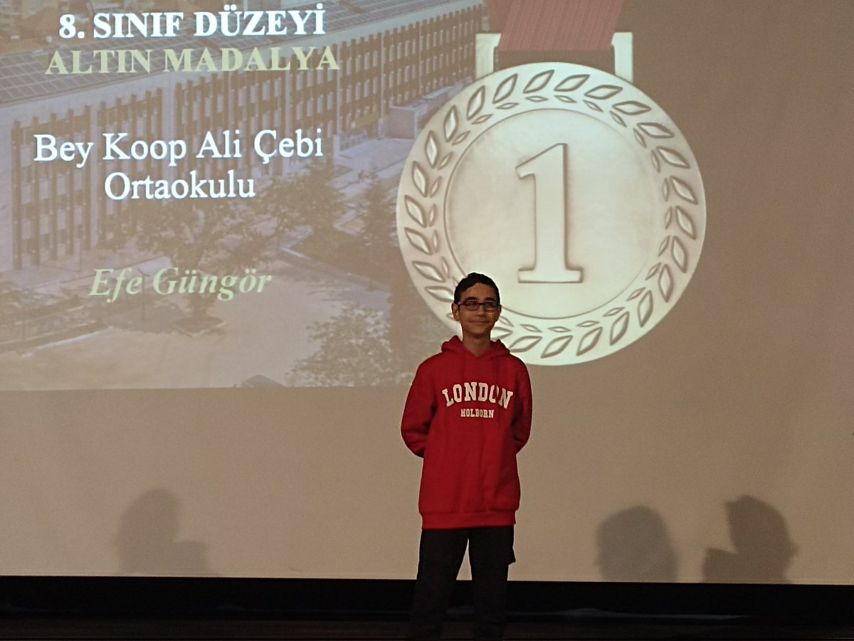 Atatürk Fen Lisesi tarafından düzenlenen Matematik Yarışmasında birinci olarak bizi gururlandıran oğlumu tebrik ediyorum.Danışman hocası Sevgi YAPRAKGÜL 'e sonsuz teşekkürlerimi sunuyorum.
<a href="/istanbulilmem/">İstanbul İl Millî Eğitim Müdürlüğü</a>
<a href="/esenyurtmem/">Esenyurt İlçe Millî Eğitim Müdürlüğü</a> 
<a href="/necatiyener_/">Necati YENER</a> 
<a href="/alicebiortaokul/">Esenyurt Ali Çebi Ortaokulu</a> 
<a href="/esenyurtbilsem/">Esenyurt Bilim ve Sanat Merkezi</a> 
<a href="/OzzkanDAG/">Özkan DAĞ</a>