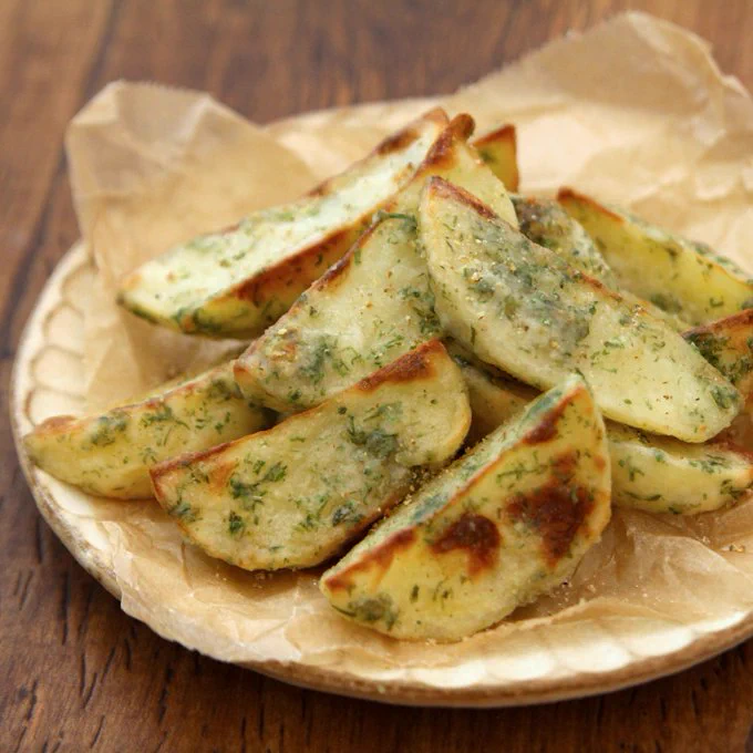 のり塩味好きさんにはたまらない美味しさ？！揚げずに作れちゃうお手軽さが嬉しい「じゃがいも」レシピ！