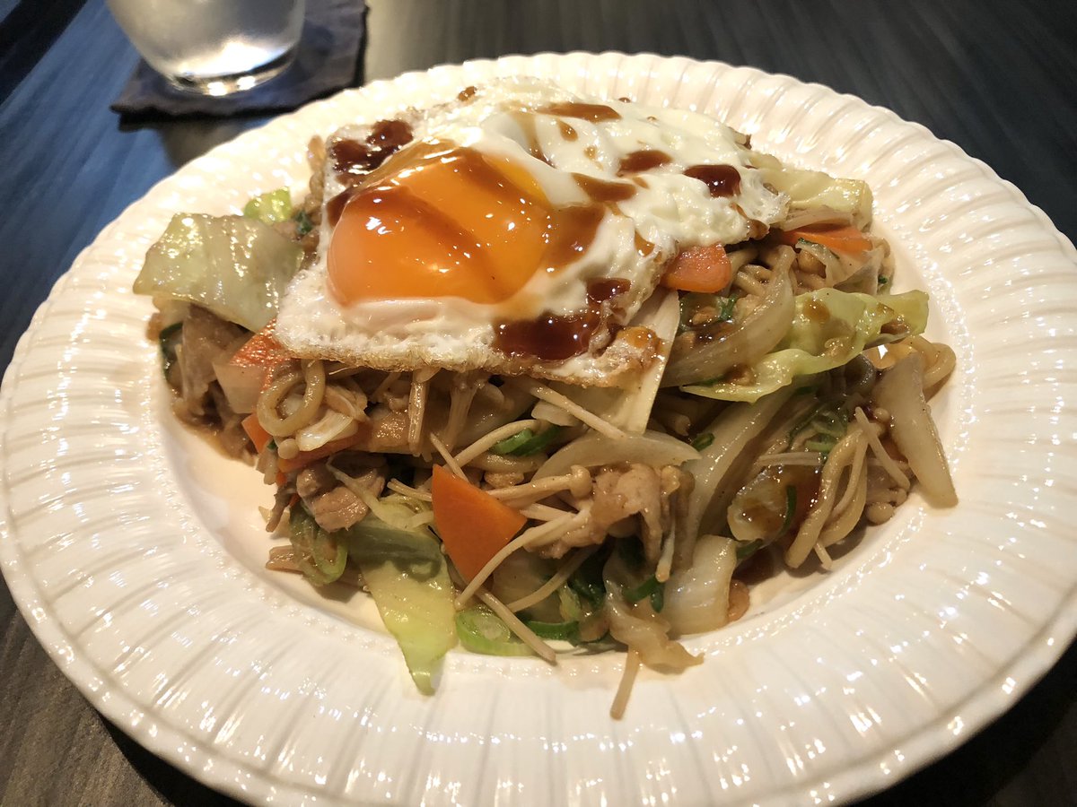 晩御飯は野菜たっぷりオイスターソースの『焼きそば』♪♪♪