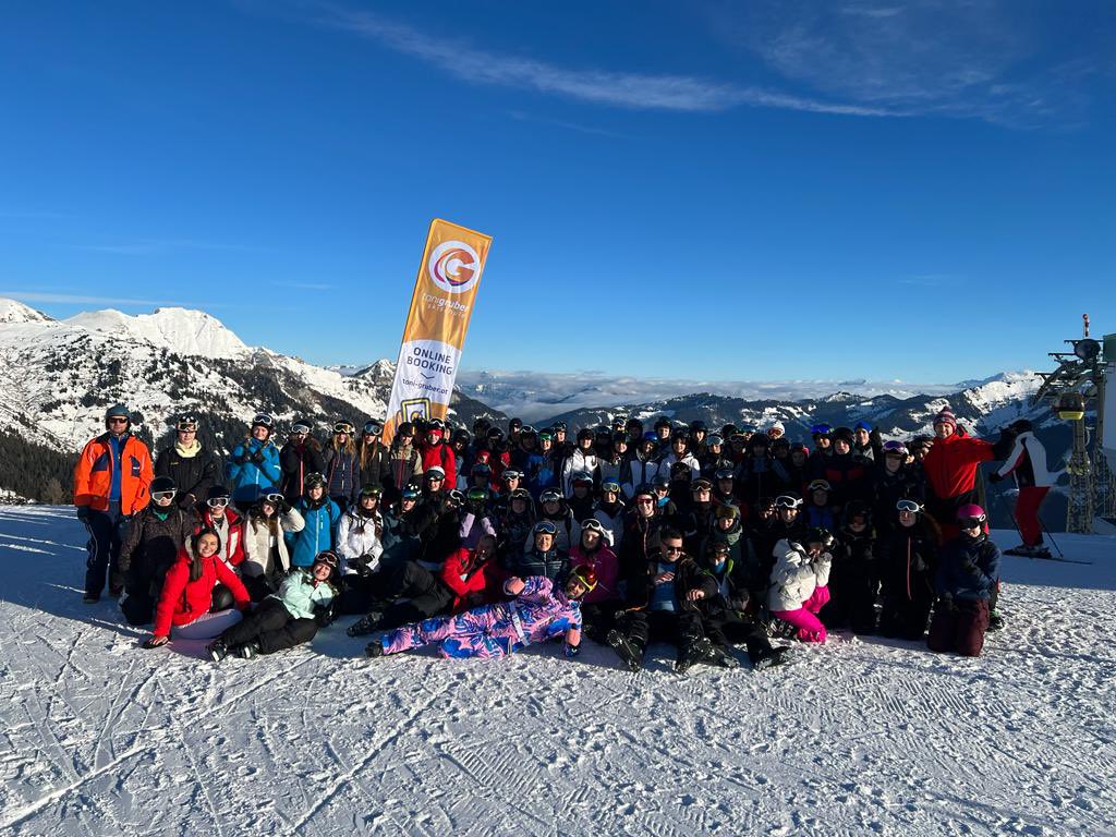Yr 9 Ski Trip 🎿 Day 2 of skiing and this lot are relishing the challenge ahead of them! ⛷️🎿🇦🇹