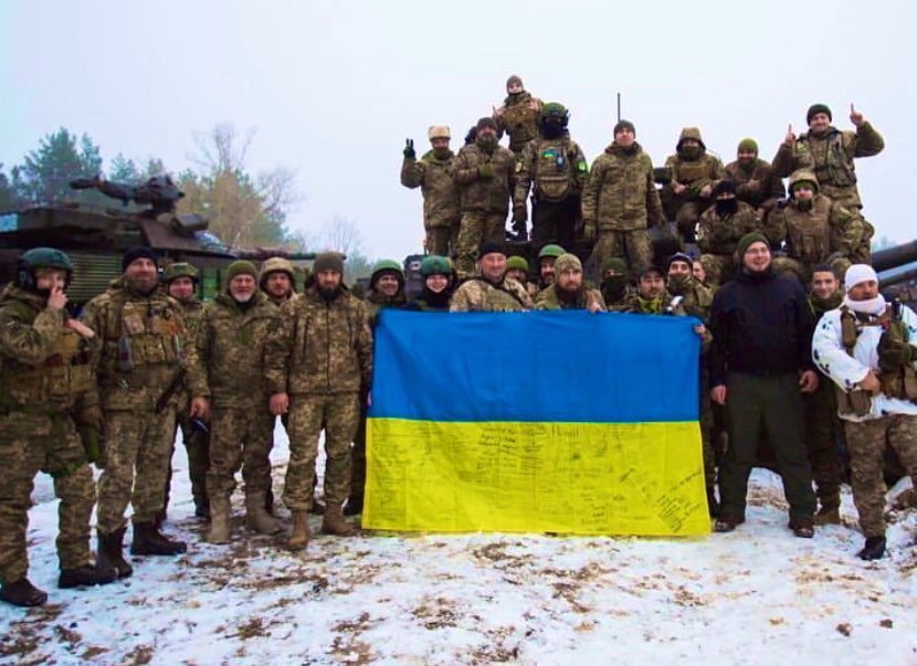 front_ukrainian's tweet photo. Every message of support can raise the morale of Ukrainian soldiers. It is very important for them now. Let them know your message of support 🇺🇦❤️💌 https://t.co/7uRWqPNljm