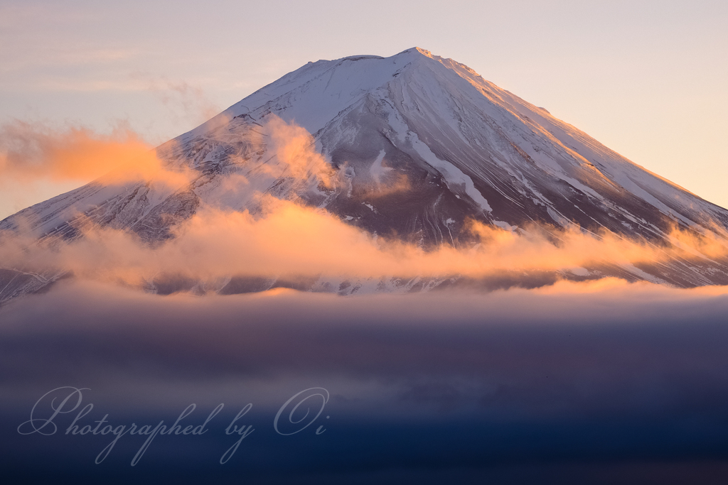 今日の夕暮れ河口湖🗻