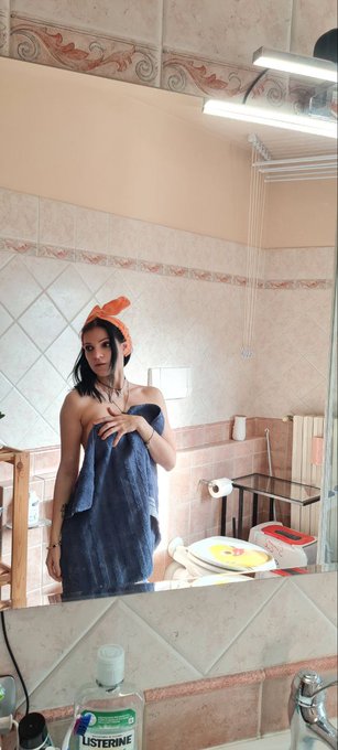 Team asciugamano o team accappatoio?   https://t.co/mPjaOHZ3sd  🔞 NSFW  https://t.co/Ip62R3e4Og  💖 FREE<a href="/tag/lingerie"class="tags"><span>#lingerie</span></a><a href="/tag/picoftheday"class="tags"><span>#picoftheday</span></a><a href="/tag/home"class="tags"><span>#home</span></a><a href="/tag/underwear"class="tags"><span>#underwear</span></a><a href="/tag/pijama"class="tags"><span>#pijama</span></a>