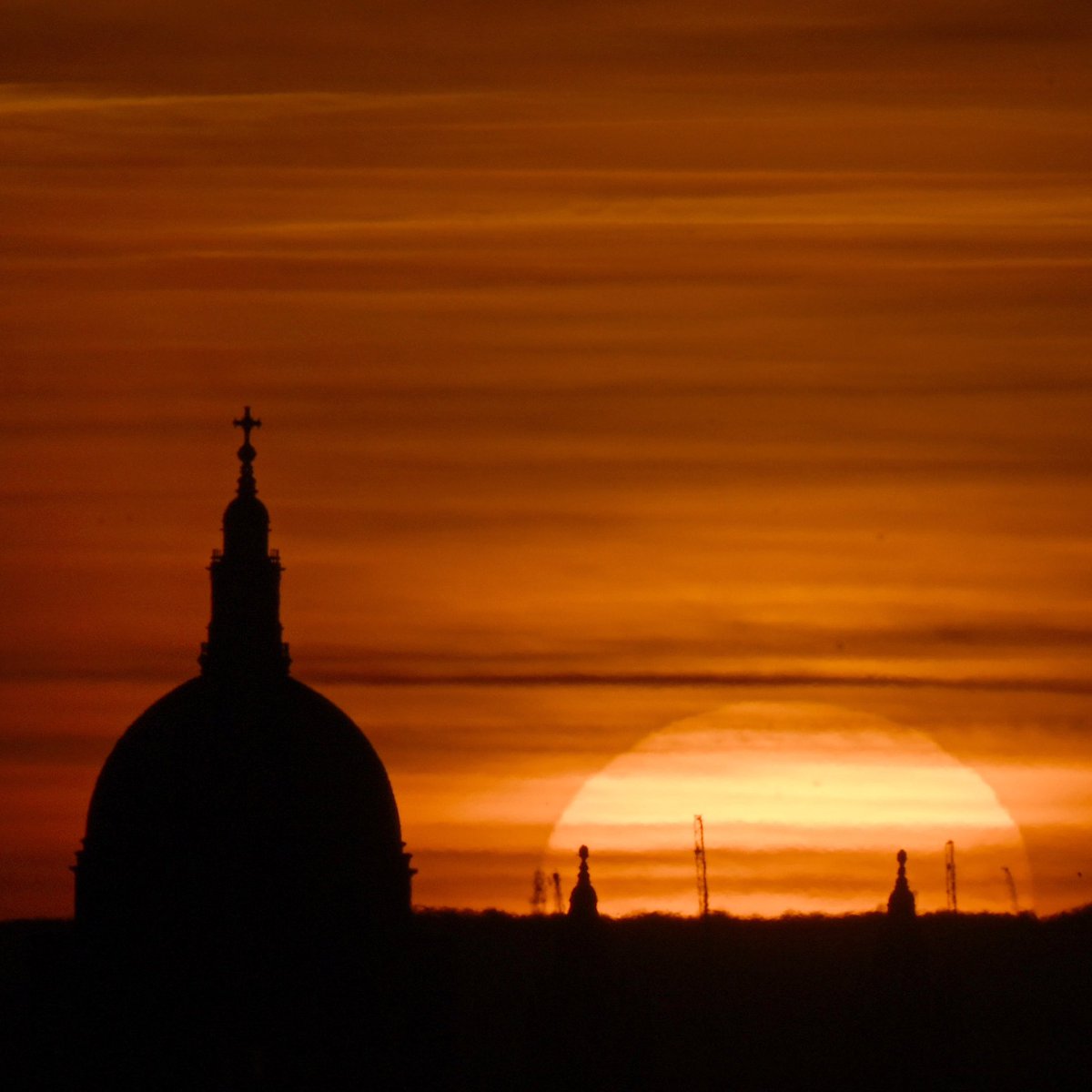 Jeff Overs tweet media