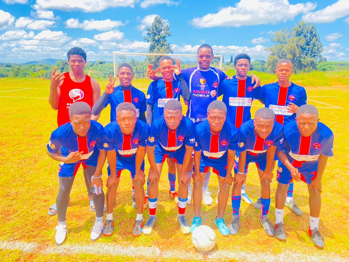SwallowsMbaban1's tweet photo. OUTSTANDING |  Mbabane Swallows u19  defeats Denver Sundowns u19 at Eqinisweni Sports ground in preparation of the  Premier League u19 which is set to kickoff soon.
2-0
2-1
#we_re_mbabane_swallows_development 
#UMKHONTOKASHAKA https://t.co/n2k1rxfiWV