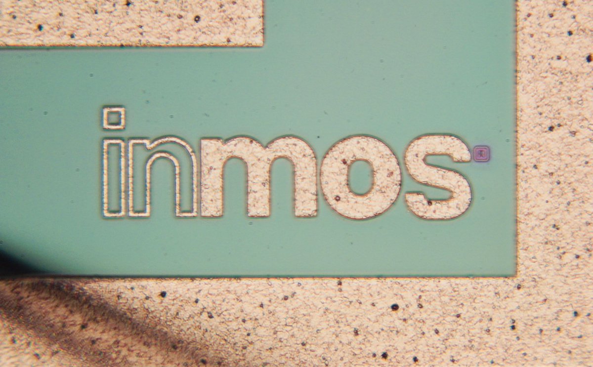 duke_cpu's tweet image. It’s a transputer! With #CPUs reaching fast their limits in the 1980s, #INMOS was following the idea of parallel computing to increase performance. #transputer stems from transistor &amp;amp; computer, where computers would be up numbered as were transistors before to reach scale…