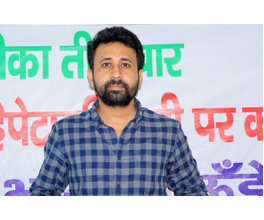 Hep_Alliance's tweet photo. Surender Kumar discovered he had #hepatitisB during a #blood donation camp. He had never heard about #hepatitisB before this incident.

As a survivor, he has decided to protect future generations through his organisation, @RannFoundation in India.

More ➡️ https://t.co/4cslNbcjE0 https://t.co/PNXO6S93HY