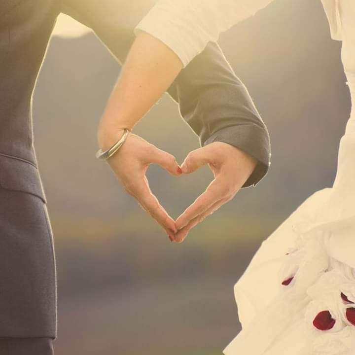 شيئان لا تستطيع ان تطلبهم من الناااس 
الاحترااام والاهتمااام
فالاحترام يجب ان تفرضه بأسلوبك
والاهتمااام يجب ان يفرض نفسه...