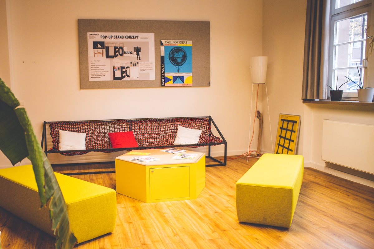 Wir suchen Studentische Hilfskräfte als Unterstützung im LEONARDO Eventspace und zur Mitarbeit im MIRACL Tonstudio &amp; Soundlabor. 

Weitere Informationen zu den Stellen gibt es auf unserer Website unter leonardo-zentrum.de/stellenangebot…

Fragen beantworten wir auch gerne per DM.