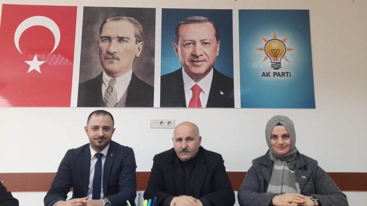 akpartiderepaza's tweet photo. İlçe başkanımız Erkan Köse başkanlığında, il Başkan yardımcımız ilçe koordinatörümüz Hamza Meral’ın katılımı ile yönetim kurulu toplantımızı icra ettik.
#akparti #derepazarı #rize https://t.co/4ezLOwr9MU