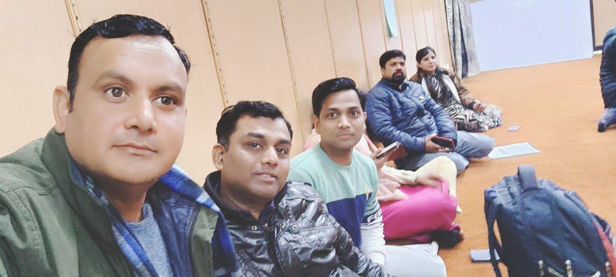 Sushil_MT's tweet photo. In the series of constant training and practice of new pedagogies our mentor teachers are participating in #MTCls @DIETDaryaganj https://t.co/59HZ2W7Qje