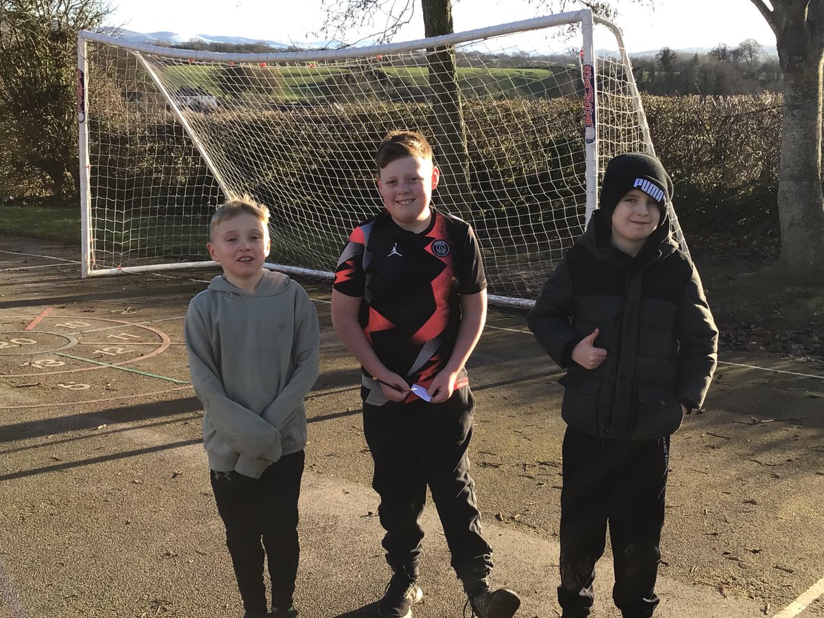 Diolch yn fawr iawn <a href="/Urdd/">Urdd Gobaith Cymru</a> for our fantastic outdoor learning day with Tom yesterday! The children had a great time playing games, team building, map reading and toasting marshmallows while using their Welsh skills
