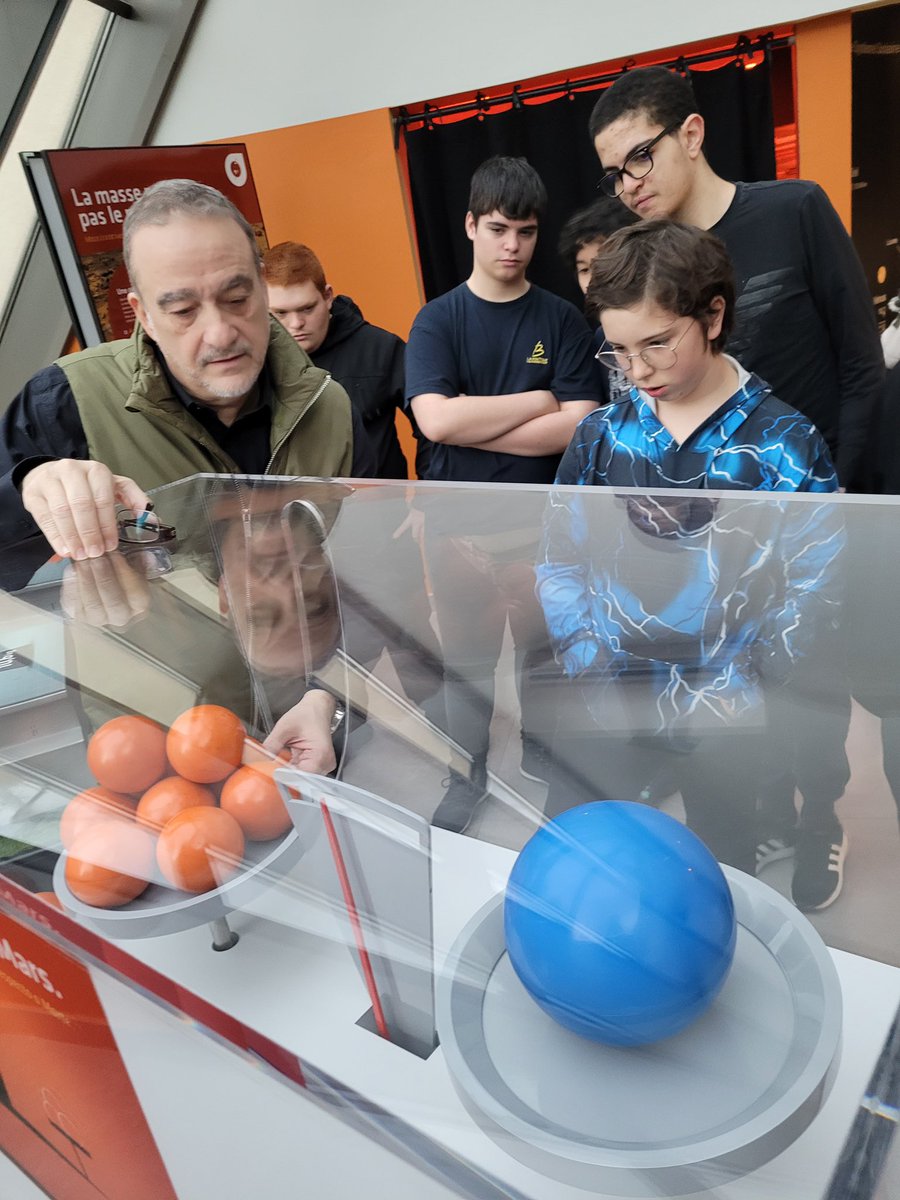 Un grand merci à la Casa di e scenze , qui a reçu ce matin les élèves d’ULIS pour une visite organisée autour de l’exposition « Explore Mars ». Un beau moment de découverte pour nos élèves !🔭🪐💫#CasaDiEScenze