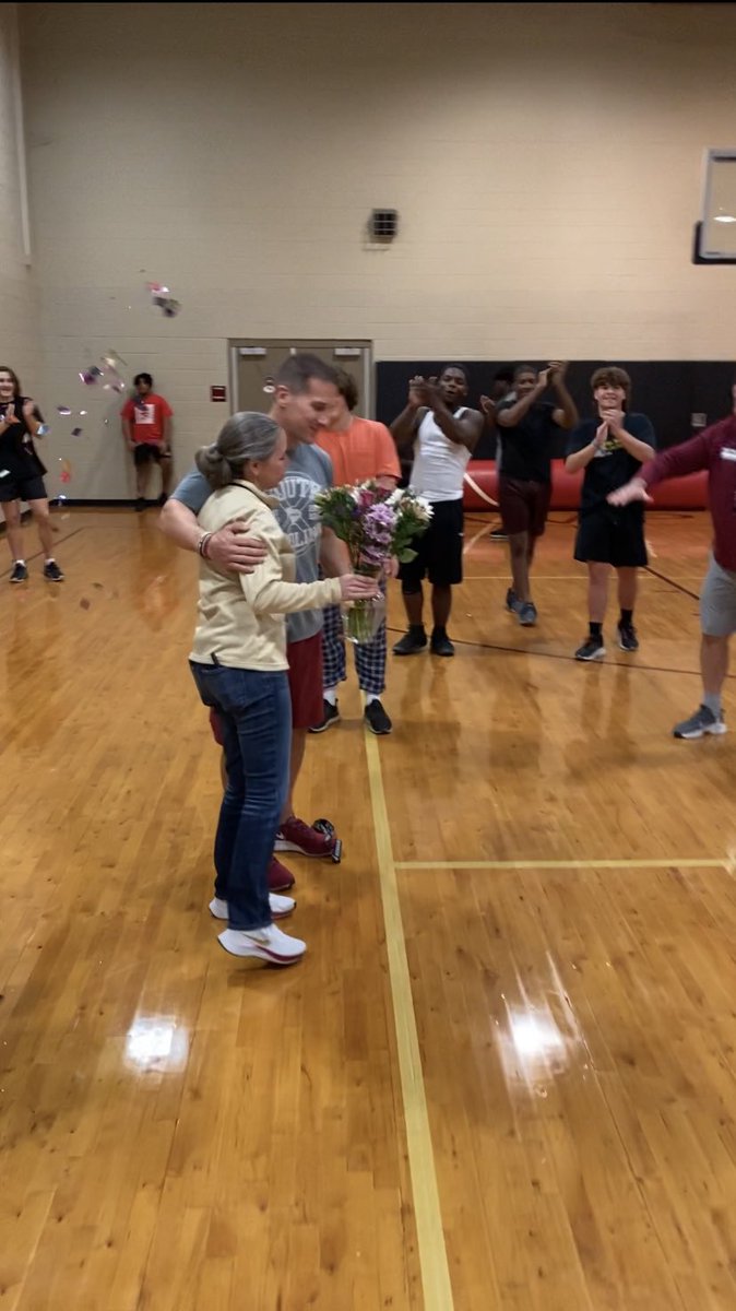 Congrats to our Strength Coach/Wide Receiver Coach <a href="/bjbell24/">Bj Bellush</a> being named a Finalist for Teacher of the Year at Ashley Ridge High School! <a href="/ARHSswampfox/">ARHS Swamp Fox</a>
