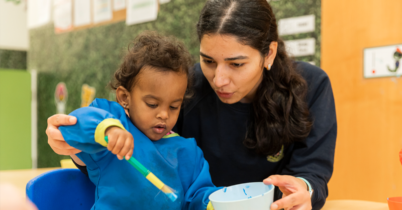 regionofpeel's tweet photo. Ontario's early childhood educators shine a light on the path to a bright future. #OntarioEducation 

Uncover how quality child care supports a thriving economy 👇