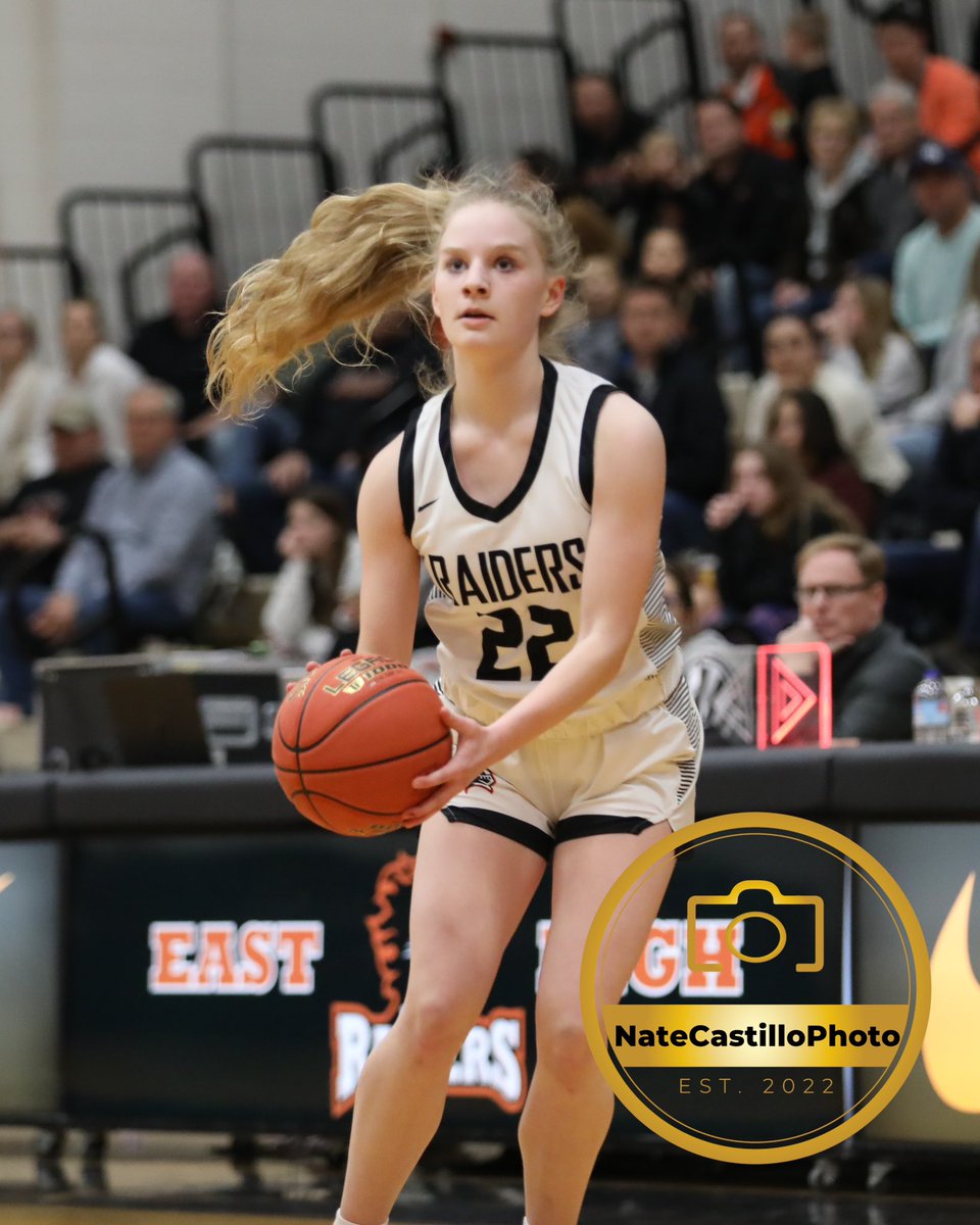 January 16, 2023

SC East vs Heelan Girls Basketball 

Sponsored by: Riverside Technologies Inc. 

Full gallery link: ncphoto3.smugmug.com/Natecastilloph…

** To purchase digital images please visit natecastillophoto.com

#basketball #highschool #siouxcity #iowa #ihsgau