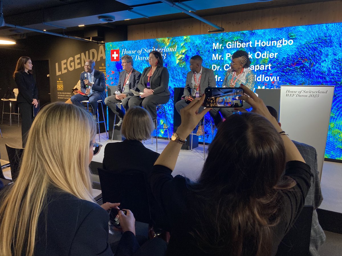 SwitzerlandUN (@swiss_un) on Twitter photo A panel @HofSwitzerland #wef23 discuss concrete ideas on how #Finances can contribute to #decarbonization notably through new regulatory framework and standards
<a href="/GilbertFHoungbo/">Gilbert F. Houngbo</a> <a href="/cjsapart/">Célia Julia Sapart</a> <a href="/efd_dff/">EFD_DFF</a> <a href="/ndlovu_lesley/">Lesley Ndlovu</a> <a href="/BBridgesCH/">Building Bridges</a> A panel @HofSwitzerland #wef23 discuss concrete ideas on how #Finances can contribute to #decarbonization notably through new regulatory framework and standards
<a href="/GilbertFHoungbo/">Gilbert F. Houngbo</a> <a href="/cjsapart/">Célia Julia Sapart</a> <a href="/efd_dff/">EFD_DFF</a> <a href="/ndlovu_lesley/">Lesley Ndlovu</a> <a href="/BBridgesCH/">Building Bridges</a>