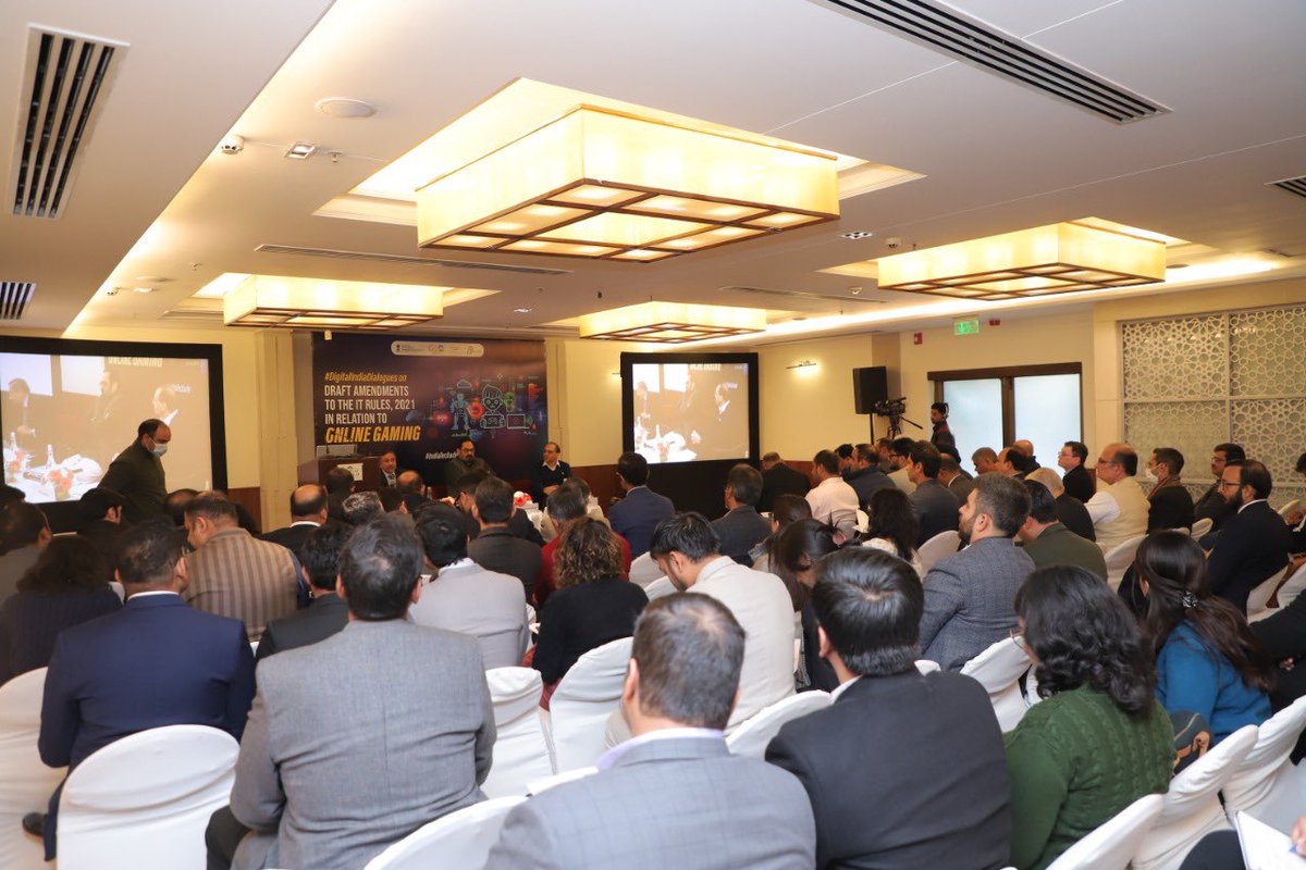 _DigitalIndia's tweet image. .@GoI_MeitY today organised a Consultation with industry stakeholders on draft amendments to the #ITRules2021 in relation to #OnlineGaming. #DigitalIndiaDialogues #IndiaTechade @Rajeev_GoI