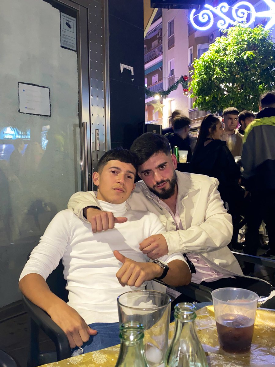 entre hermanos nos entendemos😎❤️ <a href="/alvaroamurgo9/">Alvaro Amurgo</a>