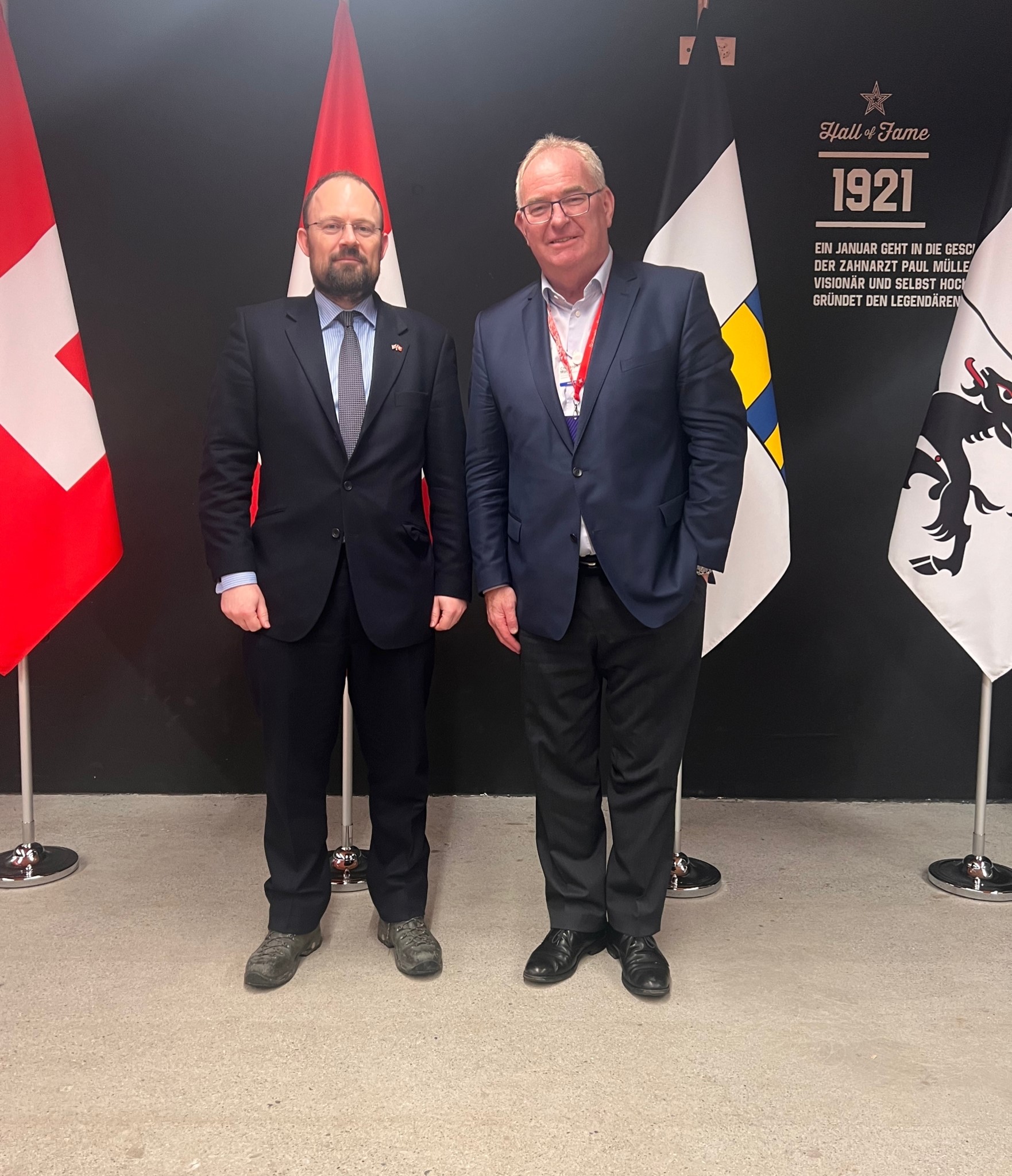 James Squire (JamesWSquire) / Twitter