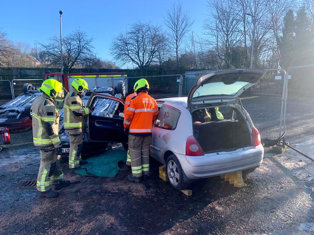 sierra18NY's tweet photo. Crews from @NYFRS_Tad carried out Road Traffic Collision training 🚘 at @WYFRS Garforth station on this Chilly morning ❄️

Joint training is useful for sharing knowledge &amp; improving how we work together at incidents. https://t.co/FCTQMjshji