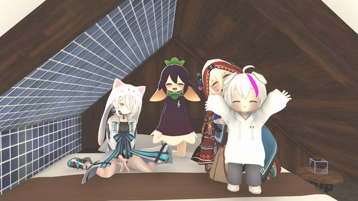 lamne_vrc's tweet photo. 色々忙しくてほぼ2週間ぶりのVRC！
プロジェクトやりすぎて本来の「まったり話しながら楽しむ」っていうのを忘れかけていた気がする！

こういうときこそ、初心に戻らなければ。
みんなありがとう！！！

#VRChat #MetaverseMemories https://t.co/B5qdSwSI9R