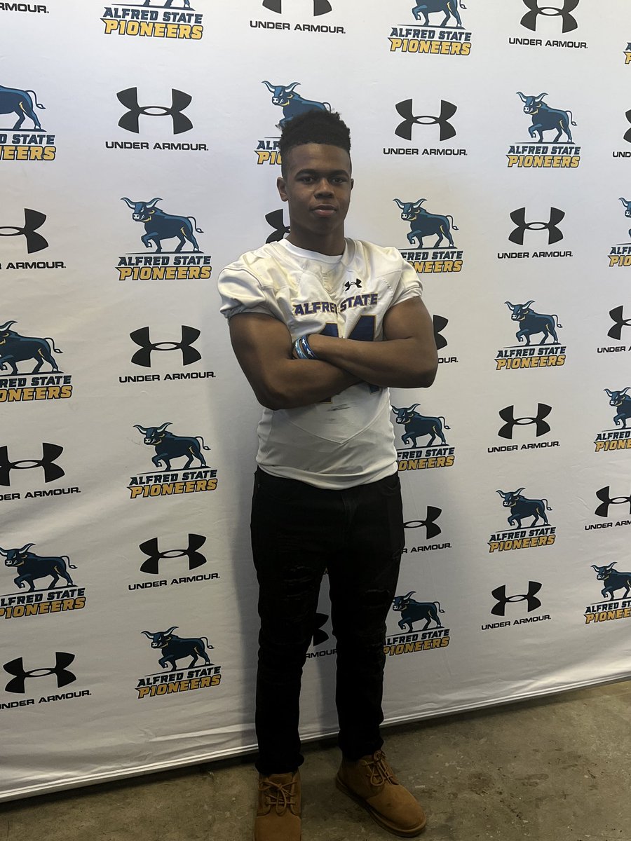 antuane_hawkins's tweet photo. After a great weekend down at Alfred State I am glad to say I received a roster spot. @gambo3241 @CoachLinnAState @CoachGallardy https://t.co/dH1upCdYzD