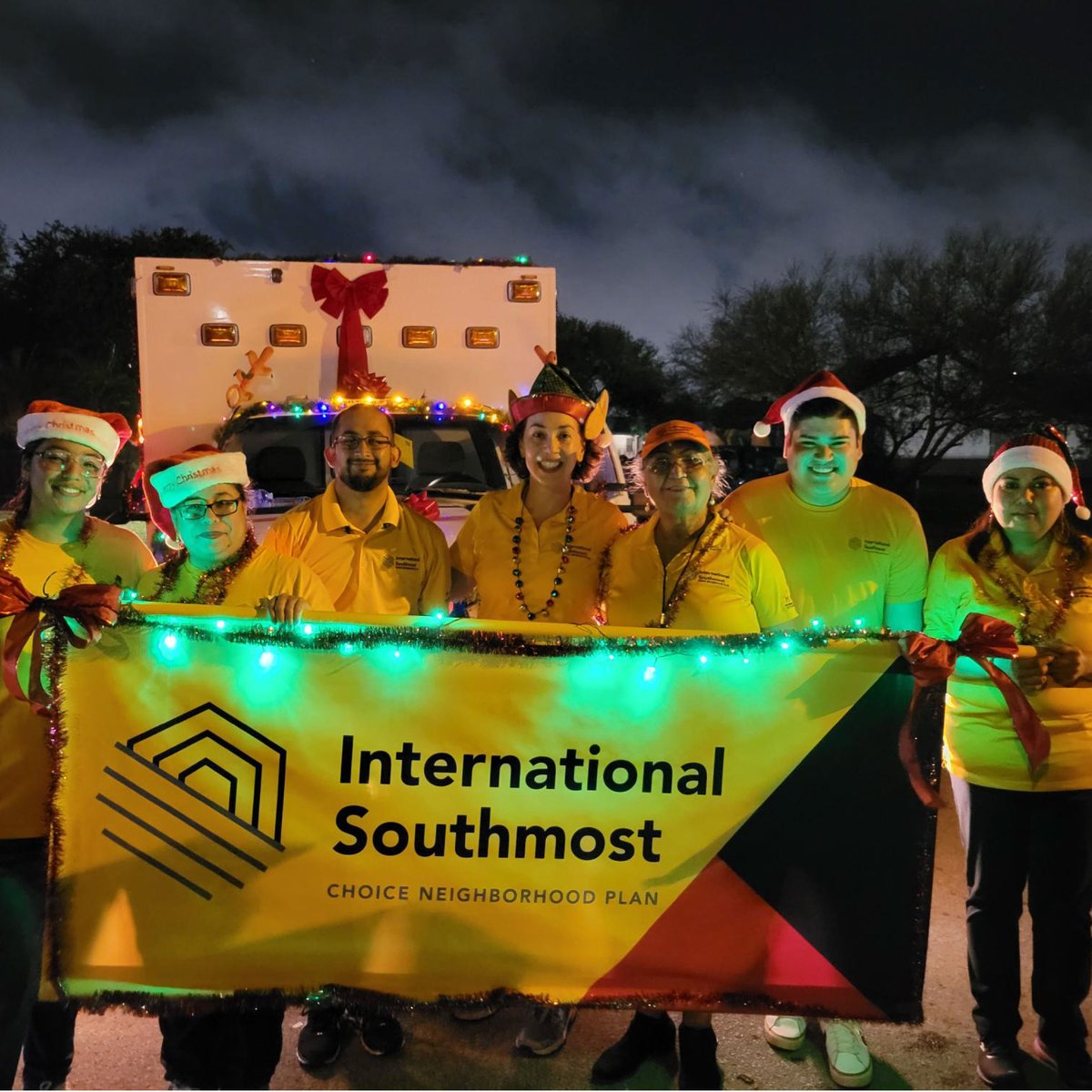 Meeting community where they are!

With the @brownsvilleischoice team we created a mobile HQ that has facilitated meeting residents where they are at, and hosting different planning workshops, events &amp; activities around the International Southmost neighborhood #Brownsville.