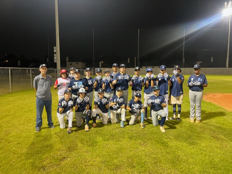 truletic's tweet photo. Truletic was in Spring Texas this evening 1/16/23 at the World Baseball Academy 14U practice.  A great baseball academy, group of players and parents.   We sponsored both teams with HitR Pro Protective Batting Gloves, so they can remain in the game this season!  Good luck Knights https://t.co/O5zaL0ym7w