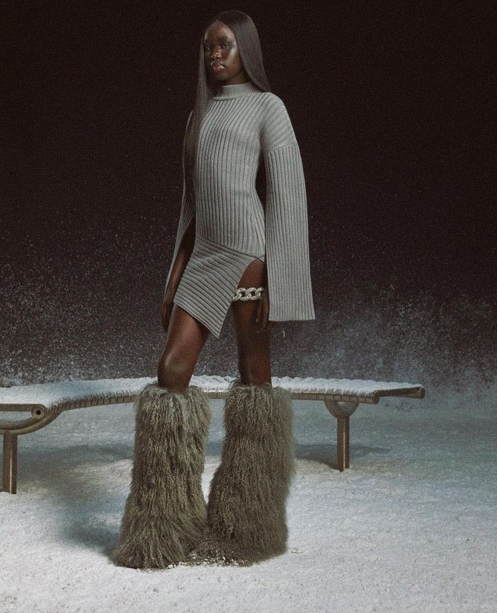 MIUCClAMUSE's tweet photo. david koma pre-fall 2023 is sooo hot https://t.co/HVj8dIxXVQ