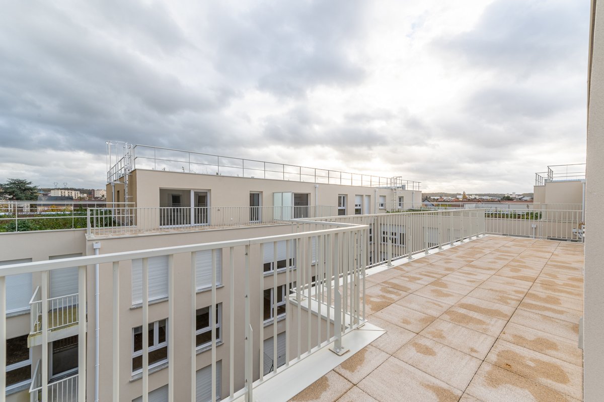 ED_immobilier's tweet photo. LIVRAISON | 🏠 Nous avons eu le plaisir de livrer notre programme « Les Préludes » à Villeparisis (77) au bailleur Immobilière 3F en décembre dernier.
Bravo à nos équipes pour cette belle opération, et merci à nos partenaires !
#GroupeEdouardDenis #immobilierneuf https://t.co/MLOuRidjrv