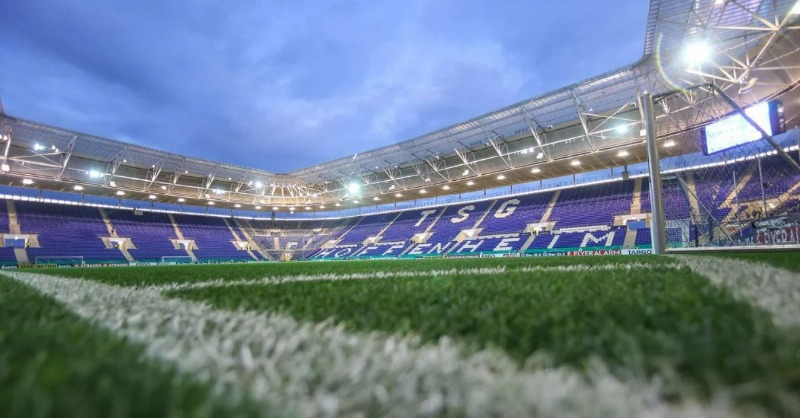 s04's tweet photo. 🎟️ #TicketInfo
Für die Auswärtsspiele gegen Hoffenheim und Augsburg können ab sofort Tickets bestellt werden ⬇️
#S04