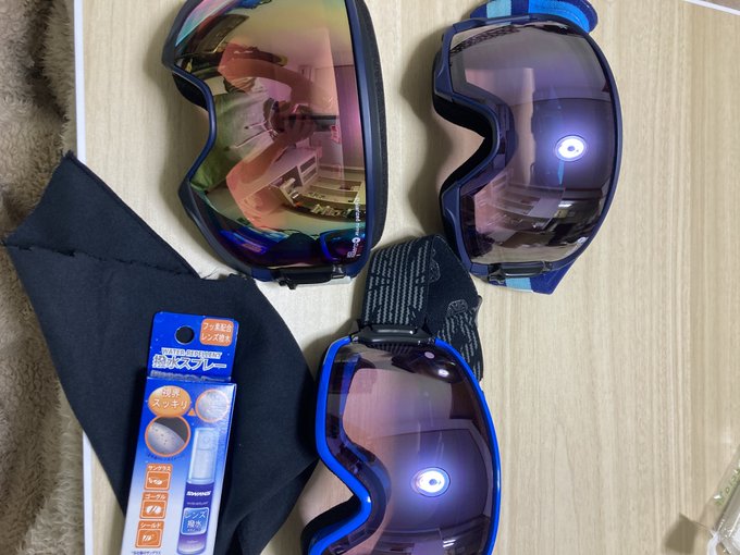 週末に備えゴーグルのお手入れ、ゴーグルは山本光学が最強やと思ってる。 