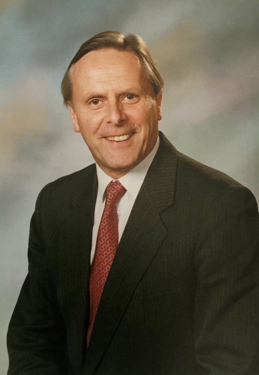 David Bolton, who was Head Teacher at Davenant from 1975 to 1982, passed away peacefully earlier this month and our prayers are with his family. The highlight of his career was welcoming the Queen Mother to the school in 1980 to celebrate 300 years of Davenant.