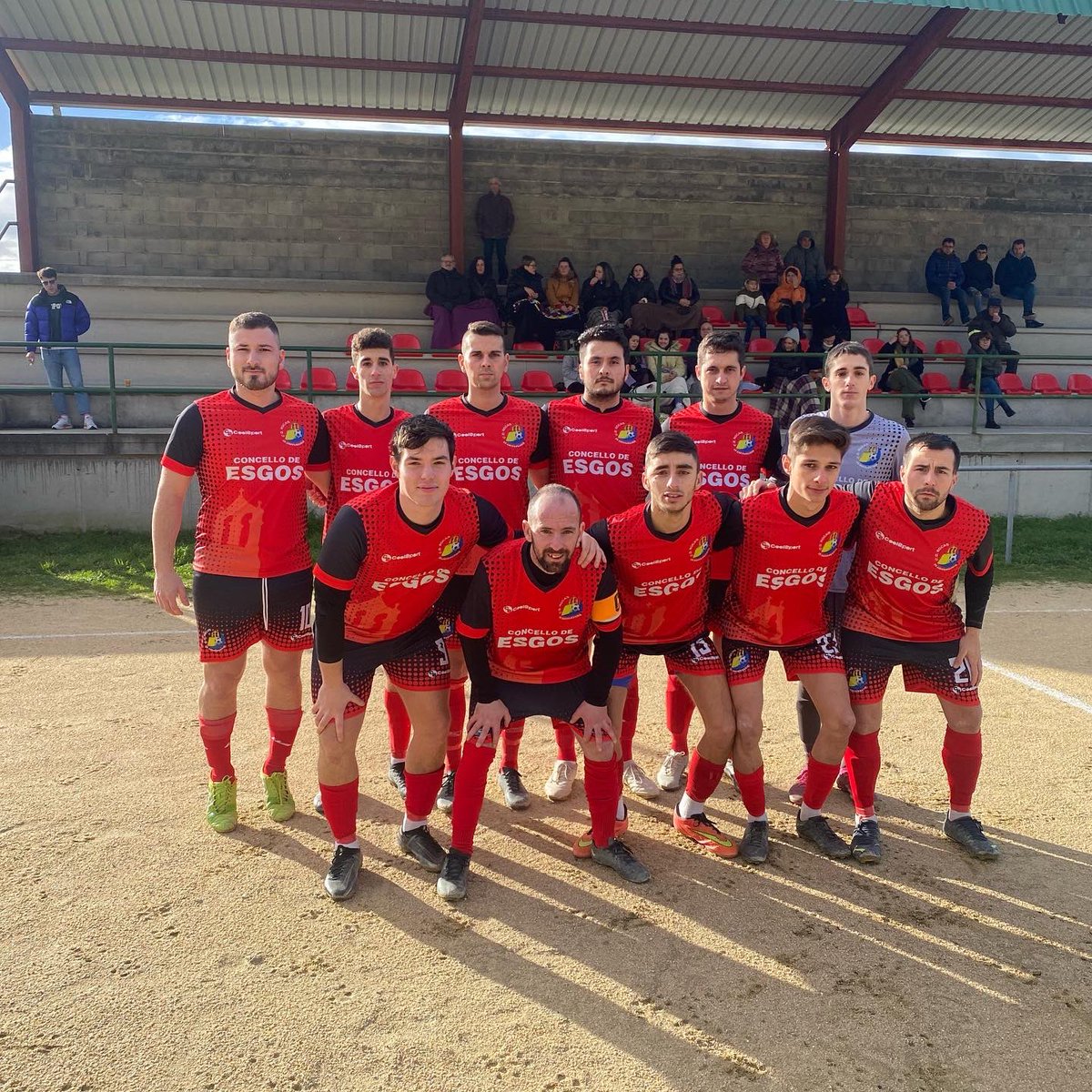 CDRocas's tweet photo. ❗️XORNADA 16 ❗️

CD Rocas 7-1 SP Sarreaus 

⚽️⚽️⚽️ H.Gómez 
⚽️⚽️ Rudy
⚽️ Manu
⚽️ Joel https://t.co/Hui4AD2RV9