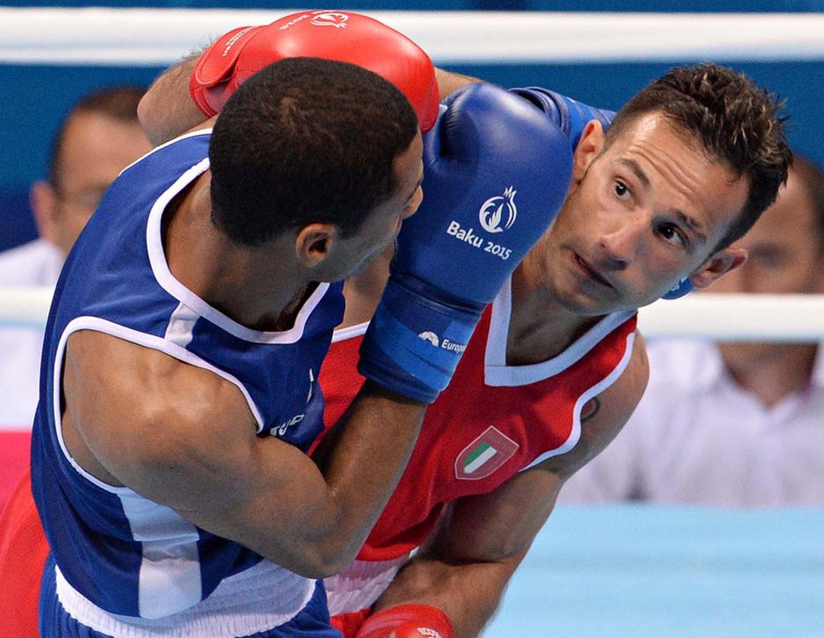 Bronzo 🥉 nei superleggeri a #Londra2012, tanti auguri al pugile azzurro Vincenzo Mangiacapre! 🎉 

#17gennaio #HappyBday <a href="/VMangiacapre/">Vincenzo Mangiacapre</a> <a href="/FPIBoxe/">FederPugilistica</a>