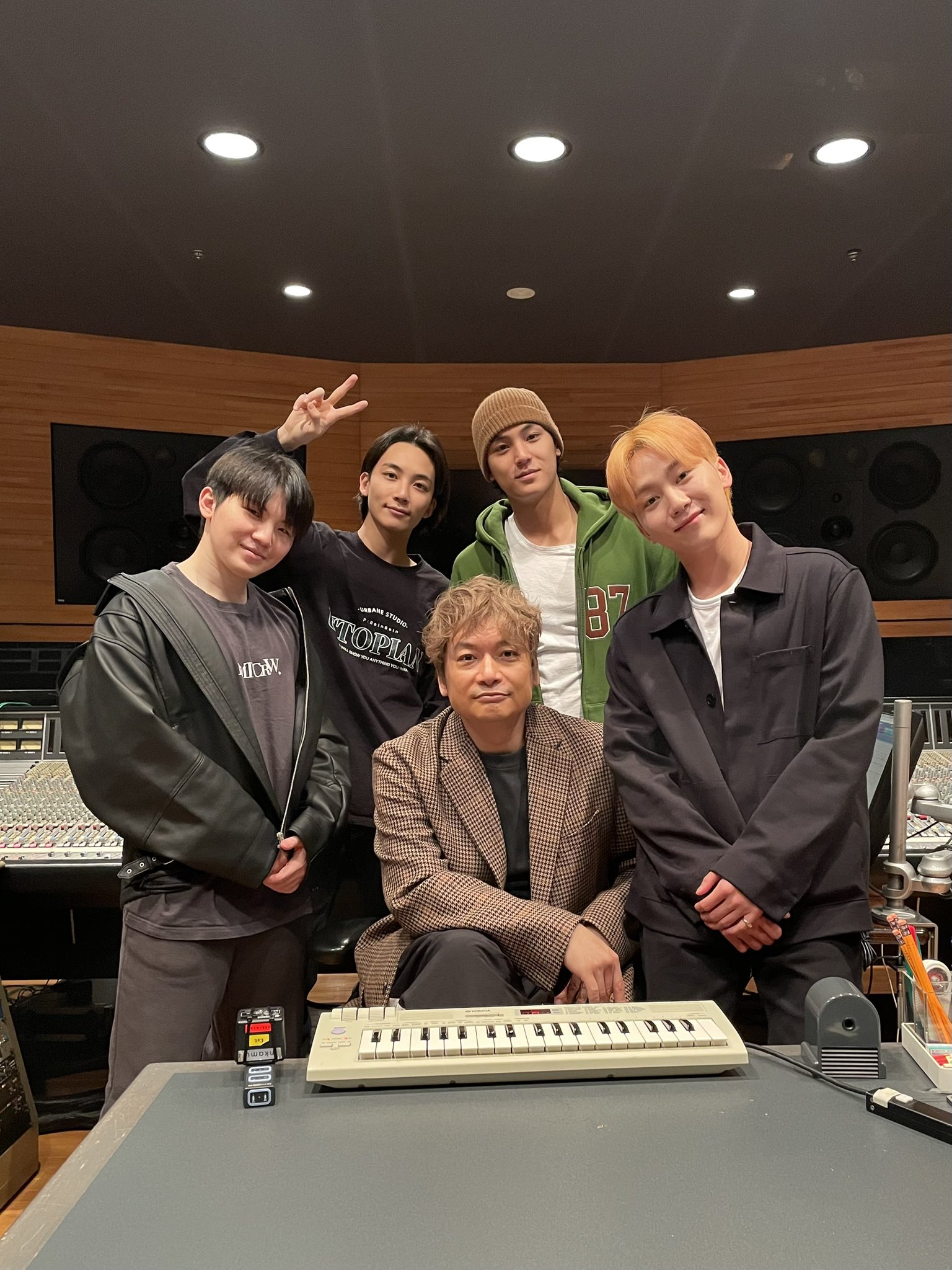 FmrBpVoaEAEwPrY?format=jpg&name=orig