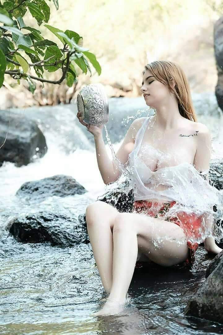 มีแต่ยุงเท่านั้นแหละ 
ที่รู้ว่าเราอร่อยแค่ไหน🦟

seolrea.net/rgmpm