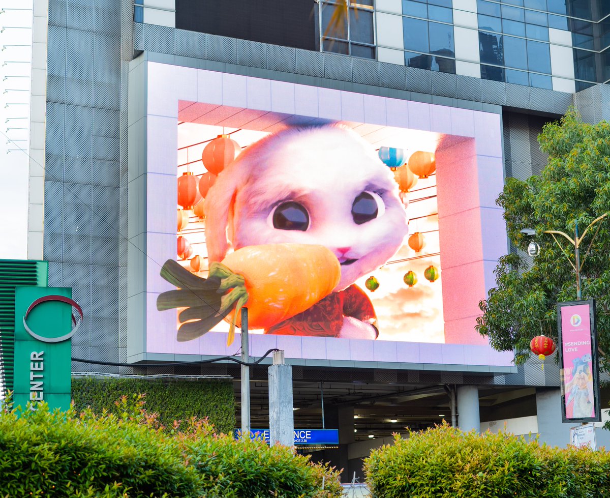 smmegamall's tweet photo. Xin Nian Kuai Lei from Bob the Bunny! #ExperienceMega as he surprises you at the busy streets of EDSA this #LuckyYearofTheRabbitAtSM Megamall! Catch, look, and take photos with him at the LED, Mega Fashion Hall! π https://t.co/cQMr5gWSuI