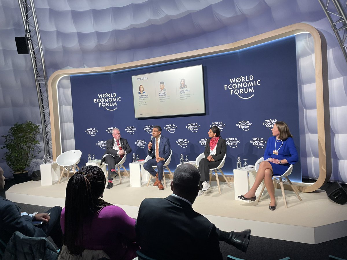 Robin Hodess tweet media