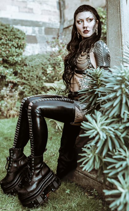 Who wanna see what I posted in https://t.co/fw8XWhwmR2 https://t.co/p4IvP0F2Ua<a href="/tag/london"class="tags"><span>#london</span></a><a href="/tag/londonperformer"class="tags"><span>#londonperformer</span></a>
