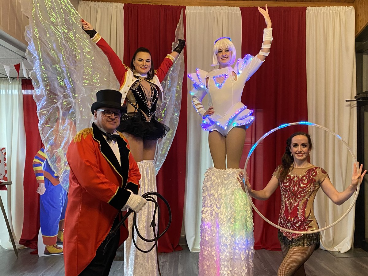 RMC_Inc's tweet photo. RMC hosted another epic event for our end-of-year celebration. Over 400 RMC employees and guests turned out to experience the greatest show under the big top. #epicevent #employeeappreciation #companyculture #joinrmc https://t.co/tkDf6AwJwA