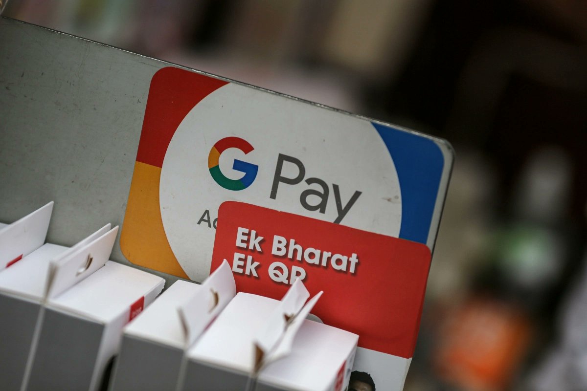 Google is piloting its own soundbox in India for merchants to get audio-based payment alerts read more: reconbee.com/google-is-pilo…

#google #googlepay #GoogleAlerts #googleindia #payments #paymentsforeveryone #paymentalerts #googlesoundbox #India