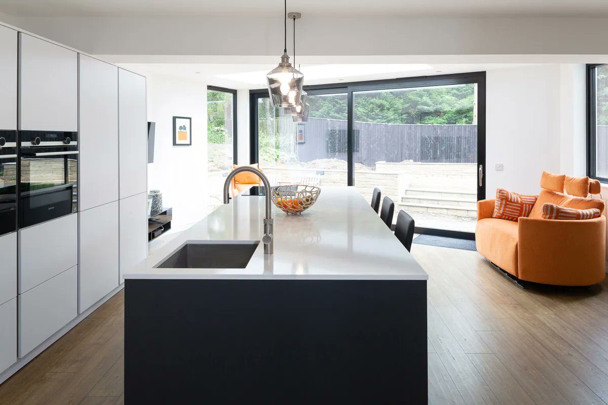 acarchitects's tweet photo. This article from Mihaus UK will explain why it is worth designing an open-plan kitchen in your dream home! -> https://t.co/MNRzBPGiwk
#SelfBuild #InteriorDesign #Kitchendesign #Kitchen #Openplankitchen #CustomBuild @mihaus_kitchens https://t.co/Ox14XLMD7k