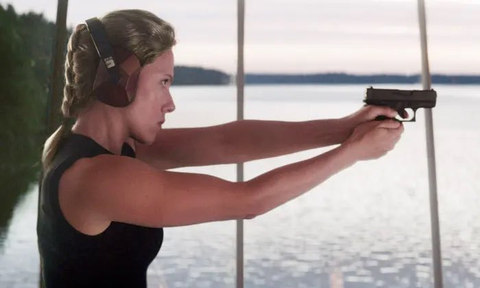 natashasfanny's tweet photo. i need scarlett johansson to have another spy role i'm serious https://t.co/SYmOSwIoDv