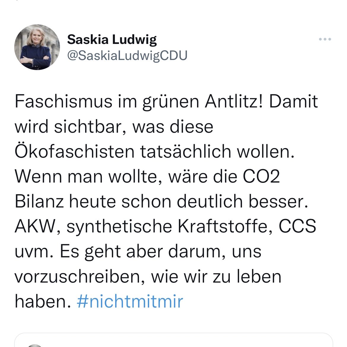 Prof. Schellnhubers Vorschlag mag polarisieren, aber Saskia Ludwigs geschichtsvergessene Entgleisung ist ein widerlicher Versuch, zu provozieren und am äußeren rechten Rand zu fischen ohne an die Opfer des Faschismus zu denken. Ist das die Haltung der CDU Brandenburg?